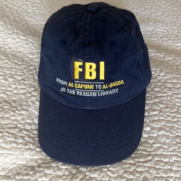 Men’s T-shirt and Hat Set - Picture 5 of 7